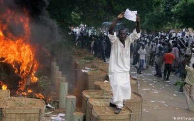 حقيقة فيديو اقتحام السفارة الفرنسية بالسودان