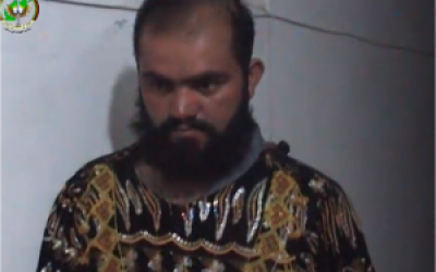 حقيقة صورة القبض على إرهابي يرتدي ملابس نسائية في مصر