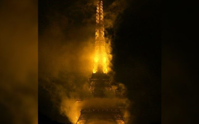 حقيقة صور احتراق برج إيفل خلال احتجاجات فرنسا