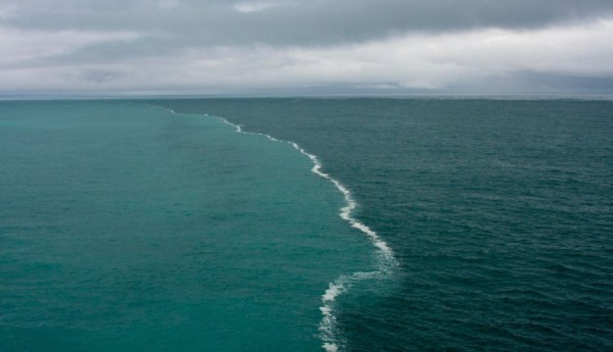 حقيقة فيديو الخط الفاصل بين المحيطين الهادي والأطلسي