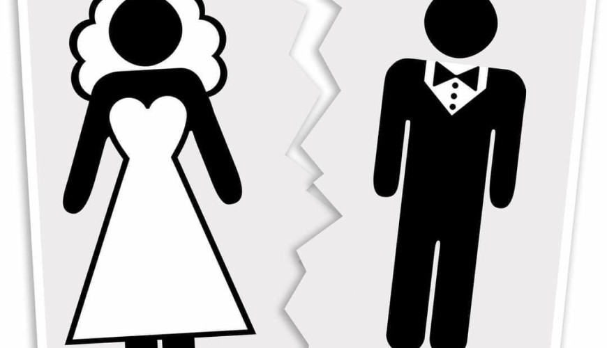 حقيقة موافقة البرلمان على قانون تنشيز الزوجة