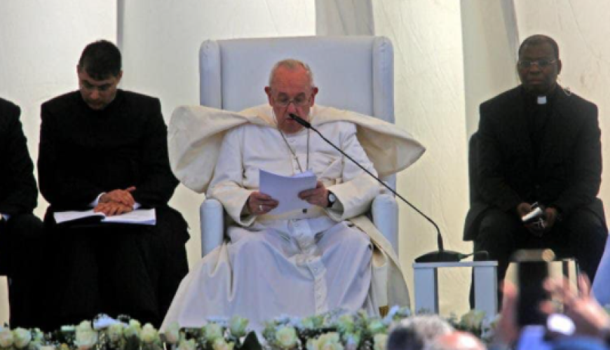 حقيقة سرقة كرسي بابا الفاتيكان في العراق