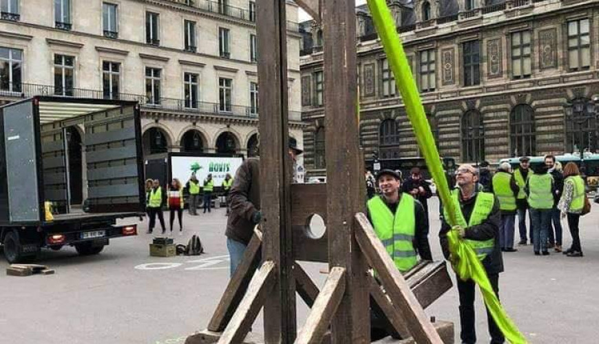 حقيقة صورة مقصلة احتجاجات فرنسا
