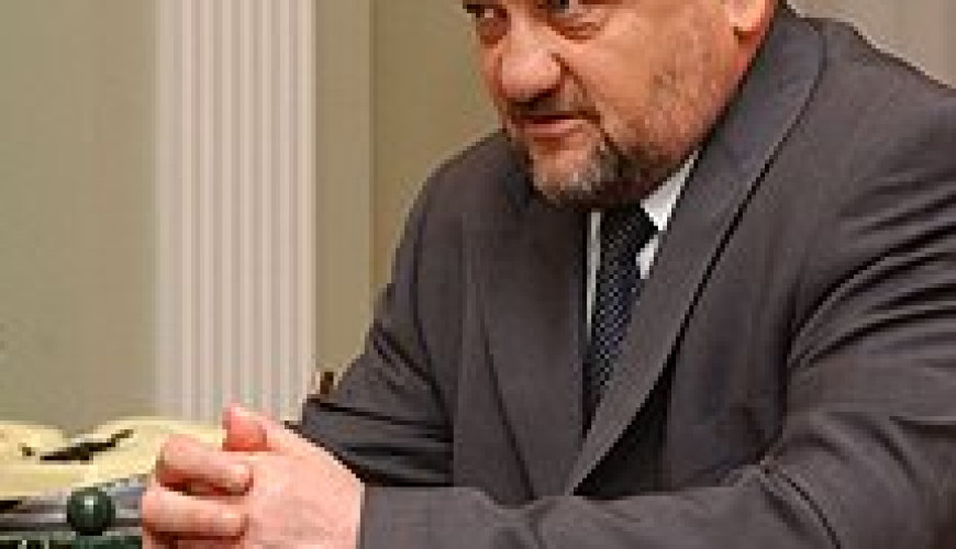 الرئيس الشيشاني السابق أحمد قديروف كان مواليًا لـ «روسيا» ولم بستشهد دفاعاً عن بلاده