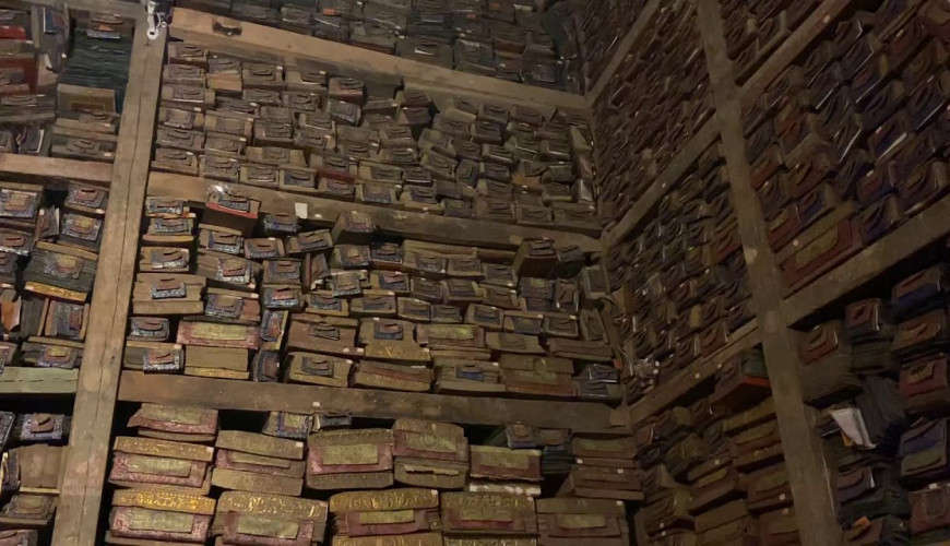 حقيقة فيديو "العثور على مكتبة بها 84 ألف كتاب نهبها المغول من بغداد"