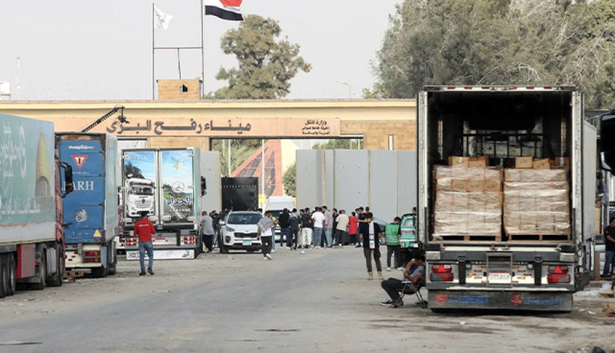 ادعاءات استيلاء مصر على المساعدات الكويتية لقطاع غزة "مفبركة"