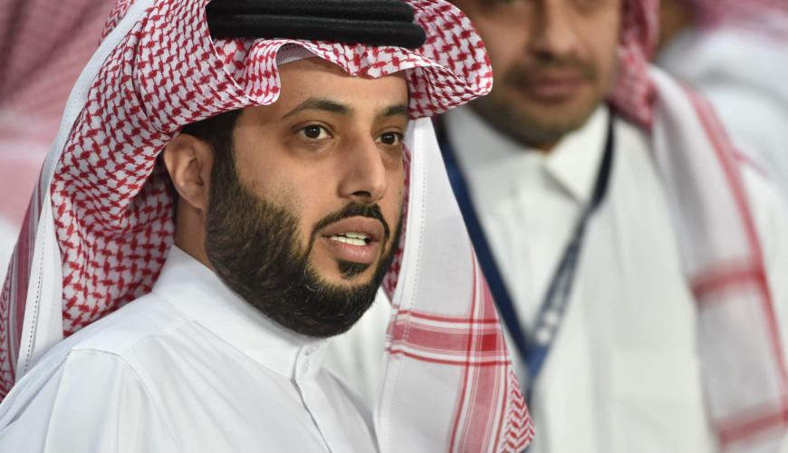 تركي آل الشيخ لم يعِد لاعبي الهلال بمكافأة "30 مليار جنيه" حال الفوز على الأهلي